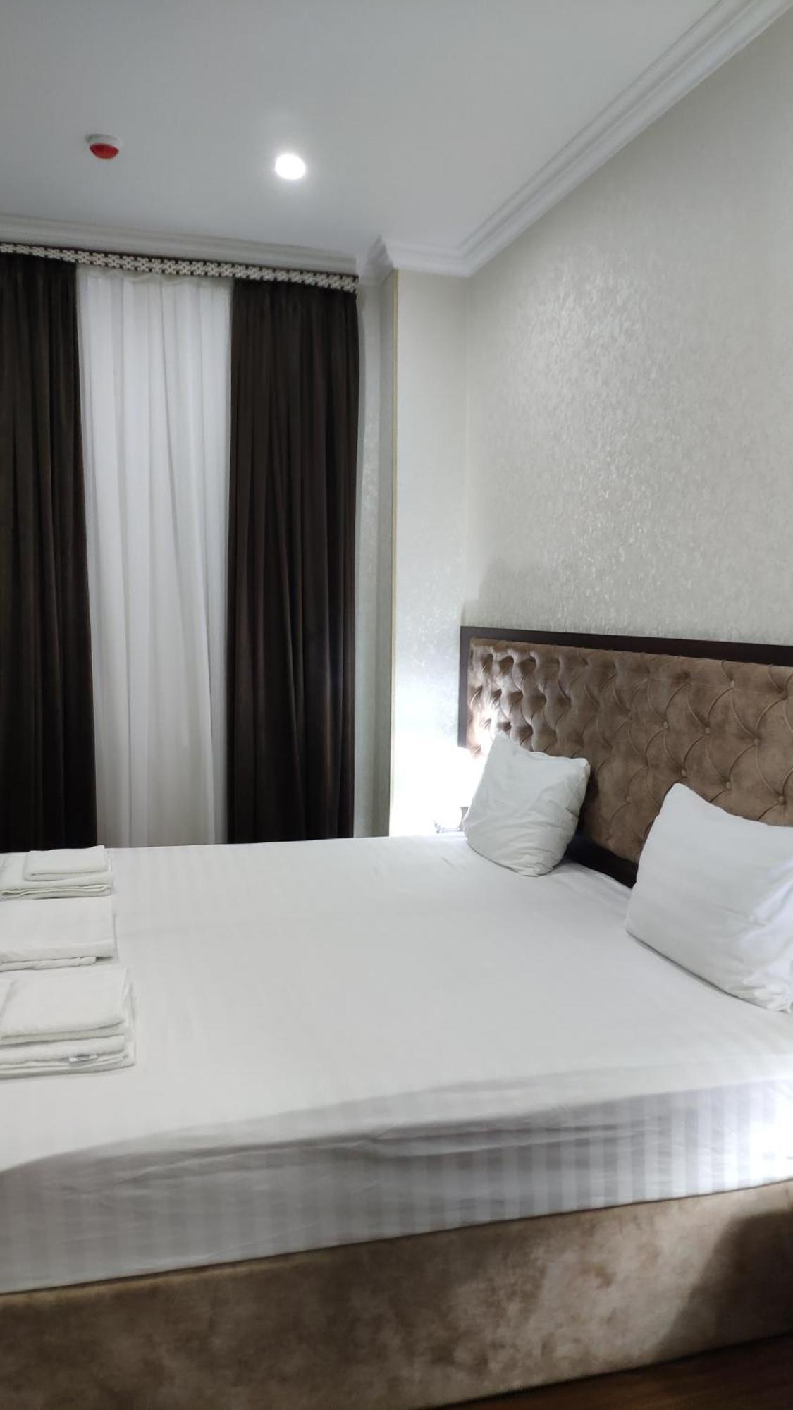 Grand Turon Plaza Hotel Taszkent Zewnętrze zdjęcie