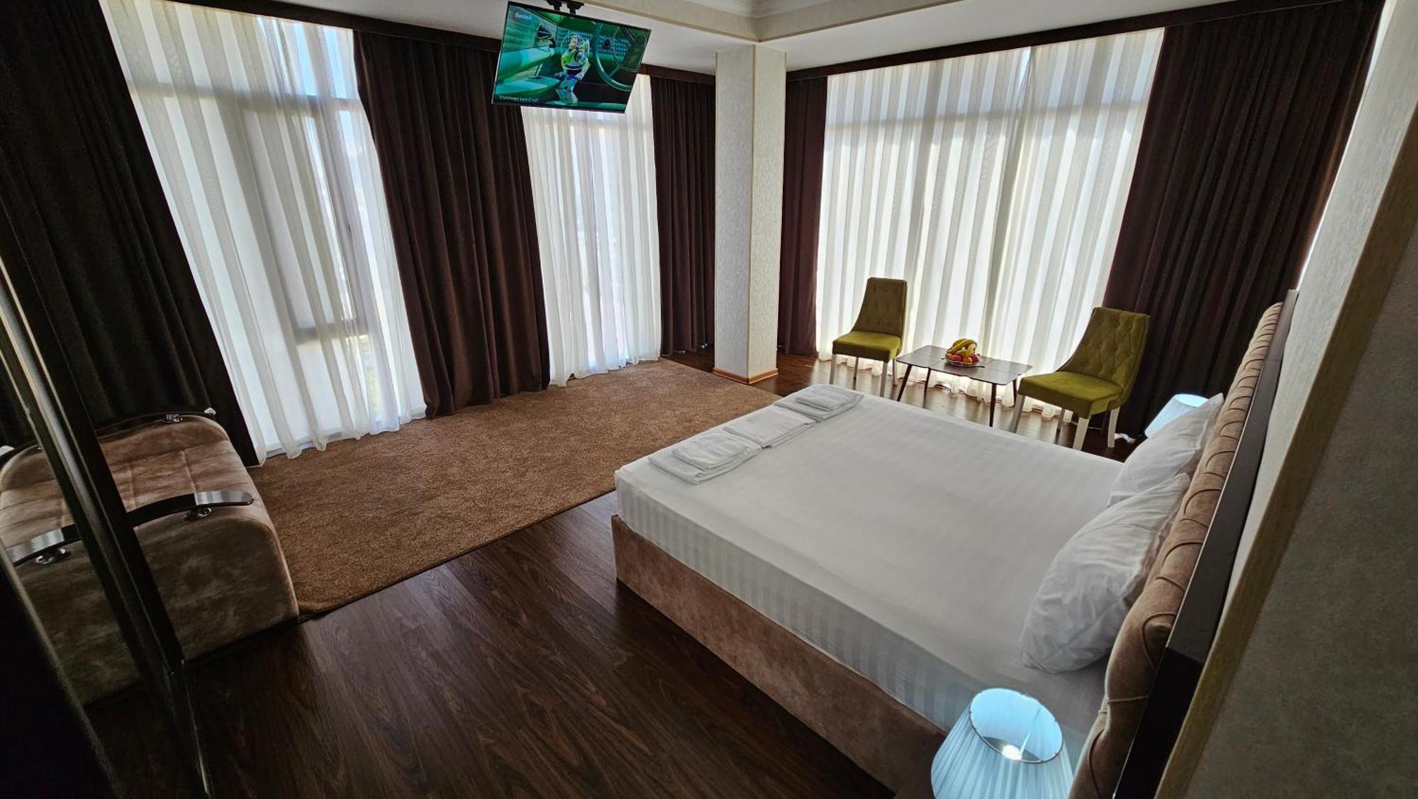 Grand Turon Plaza Hotel Taszkent Zewnętrze zdjęcie