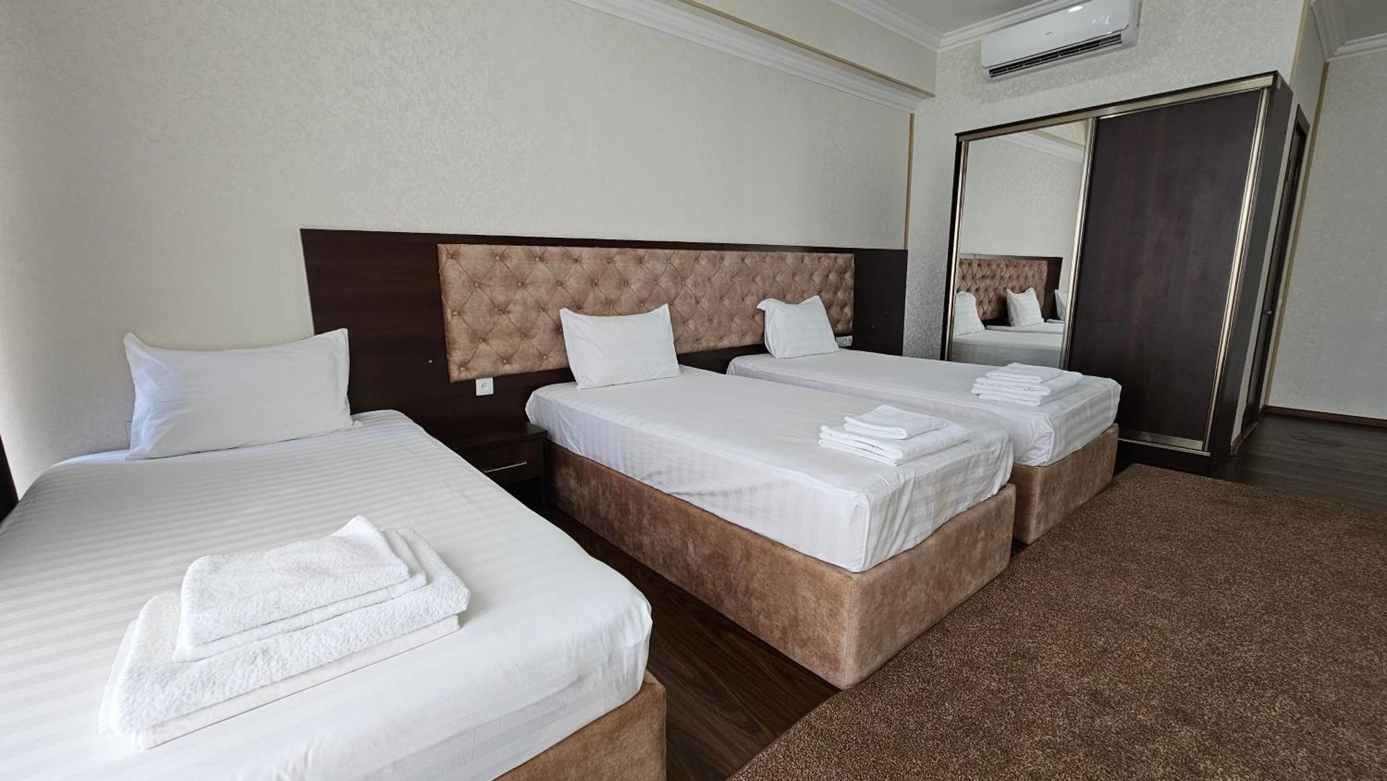 Grand Turon Plaza Hotel Taszkent Zewnętrze zdjęcie