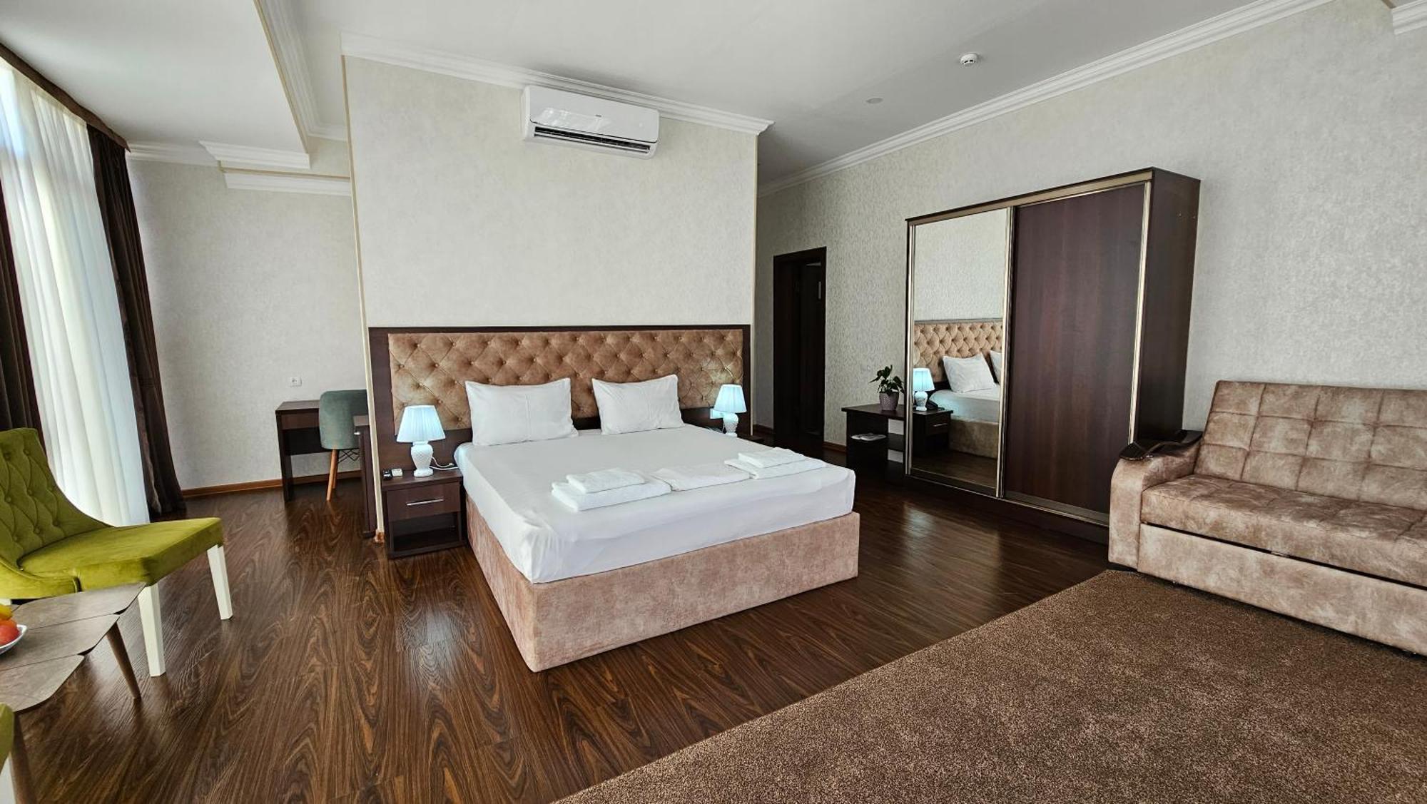 Grand Turon Plaza Hotel Taszkent Zewnętrze zdjęcie