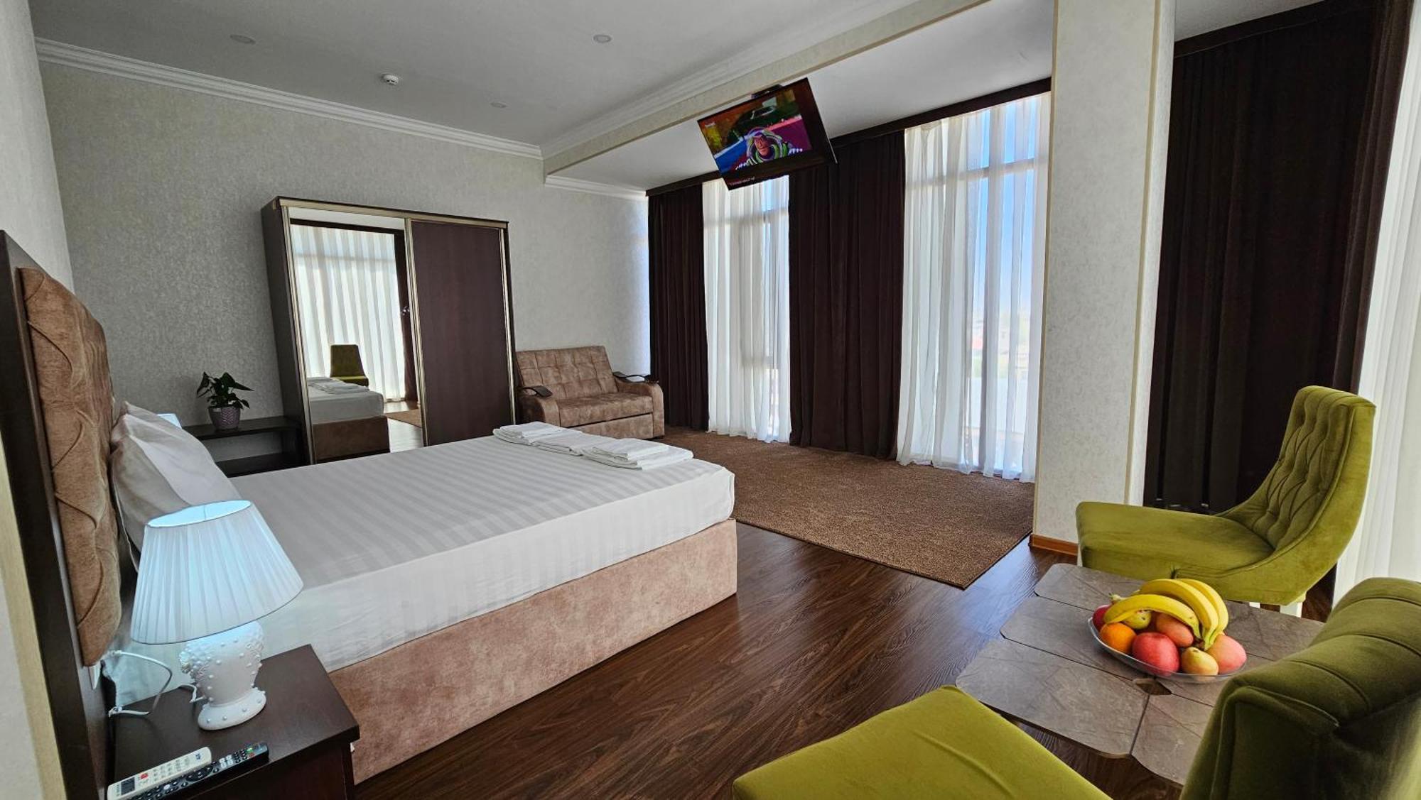 Grand Turon Plaza Hotel Taszkent Zewnętrze zdjęcie